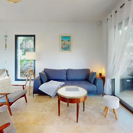 With Pool Between Porto-vecchio And Bonifacio Дом отдыха *