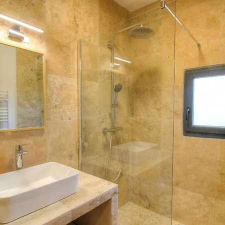 With Pool Between Porto-vecchio And Bonifacio Дом отдыха *