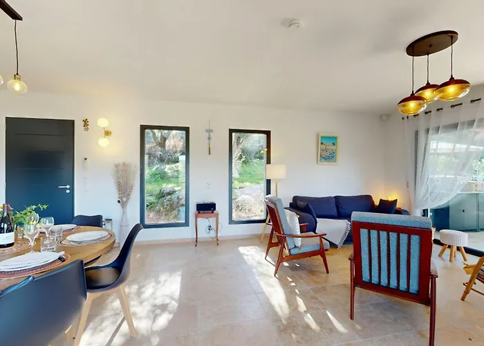 With Pool Between Porto-vecchio And Bonifacio *