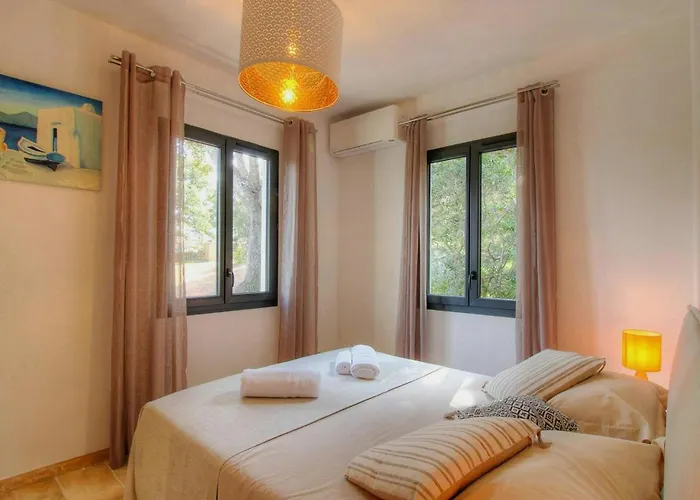 With Pool Between Porto-vecchio And Bonifacio *